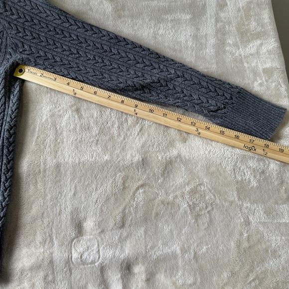 Eddie Bauer Gray Cable Knit Cardigan Timeless Design Size L - Picture 7 of 7